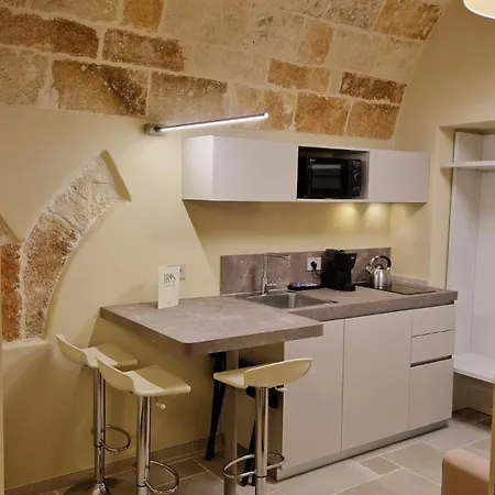 Apartment Iris Monopoli