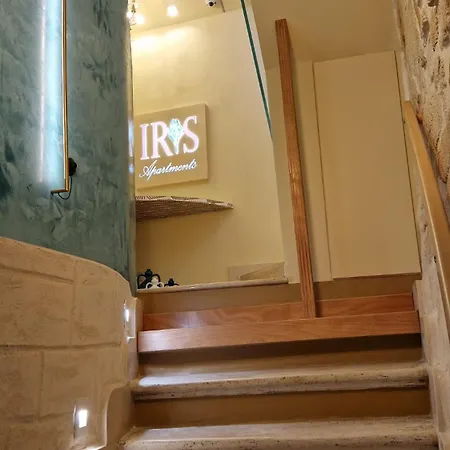 Apartment Iris Monopoli