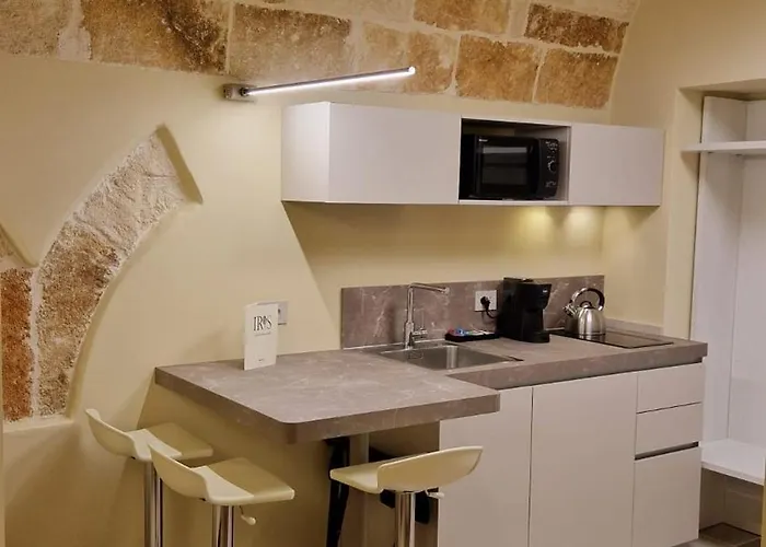 Apartment Iris Monopoli